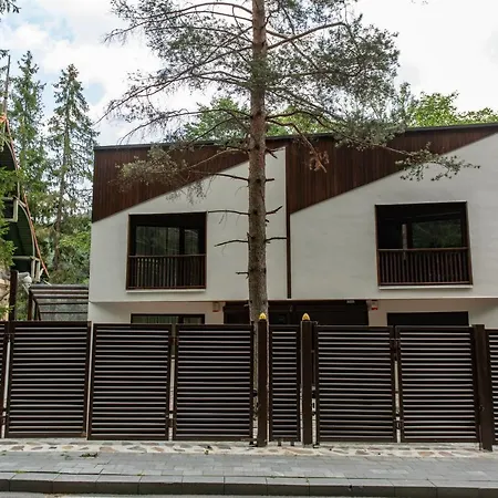 Casadrago , Sauna Si Ciubar Cu Apa Sarata Holiday home